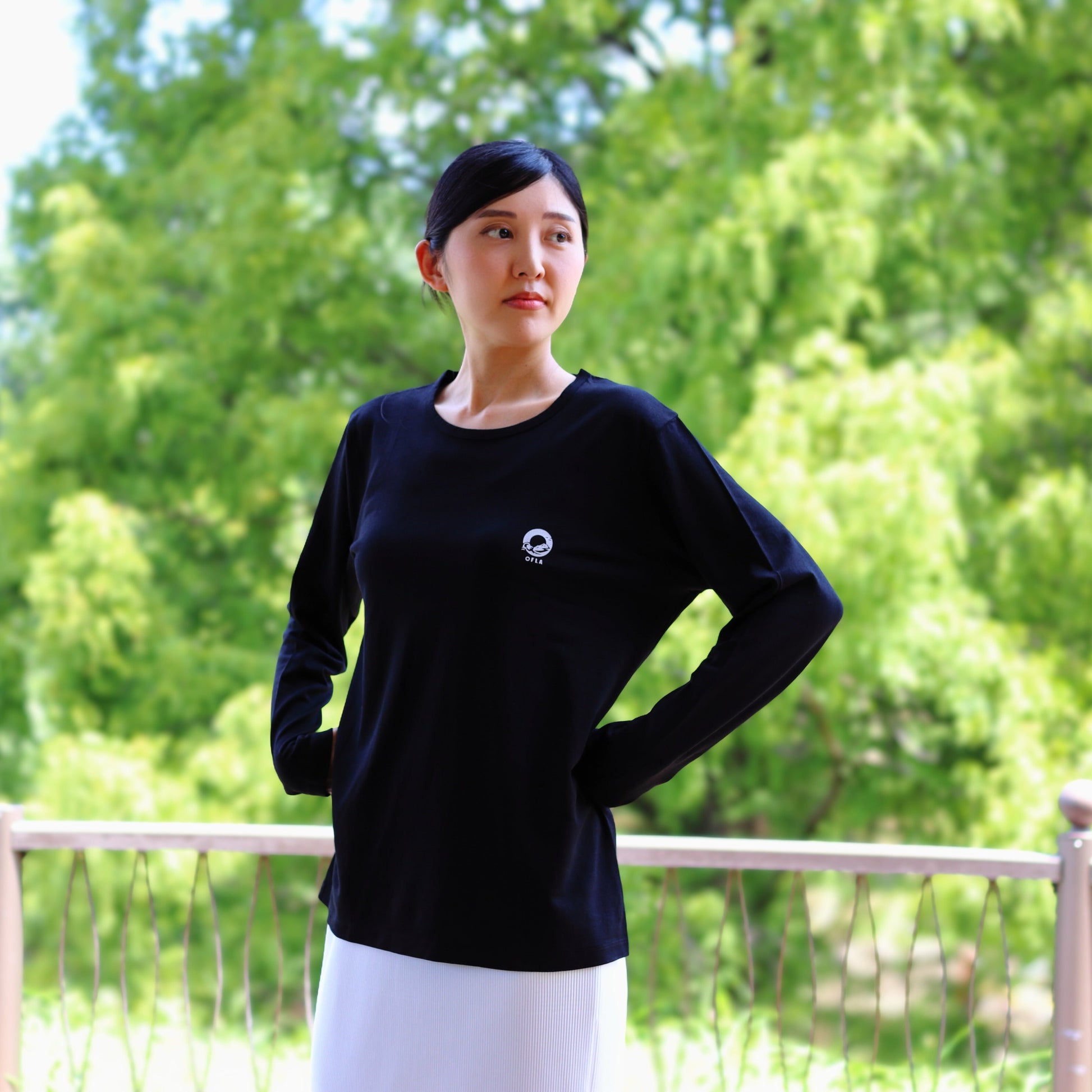 漆黒 model：H166 着用サイズ：1  