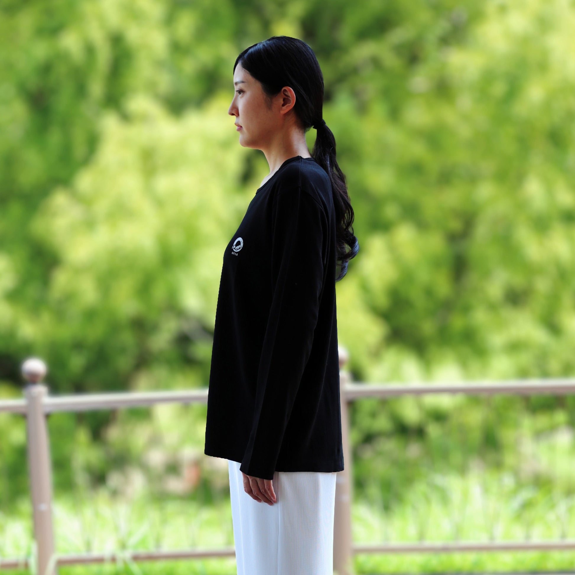 漆黒 model：H166  着用サイズ：1