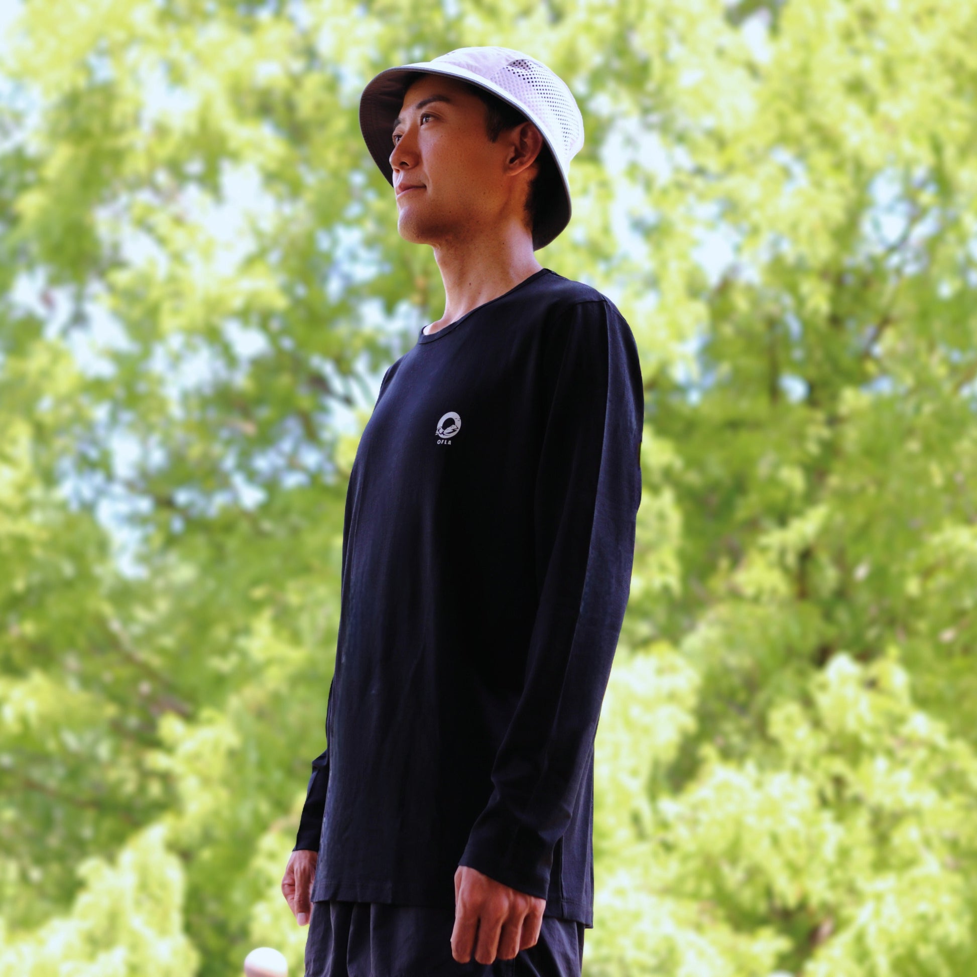 漆黒 model：H180  着用サイズ：4